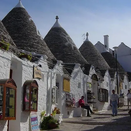 Trullo Astrid Martina Franca-cisternino-ostuni Hébergement de vacances *