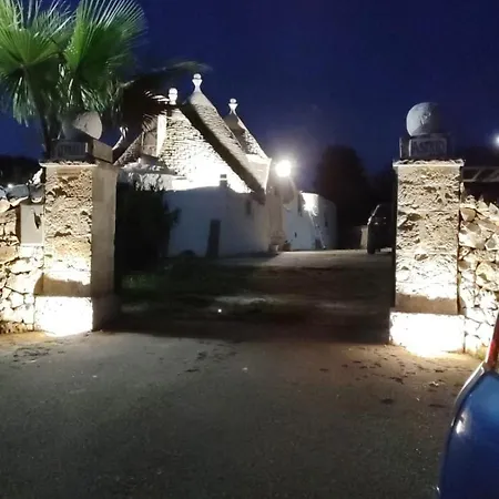 Hébergement de vacances Trullo Astrid Martina Franca-cisternino-ostuni Ostuni