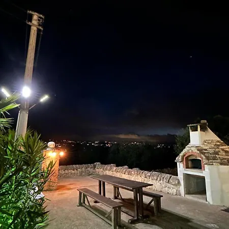 Trullo Astrid Martina Franca-cisternino-ostuni Hébergement de vacances Ostuni